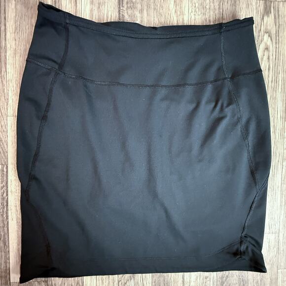 Columbia Women’s Black Athletic Skort Small – Omni-Shield Pull-On Activewear - Picture 2 of 7